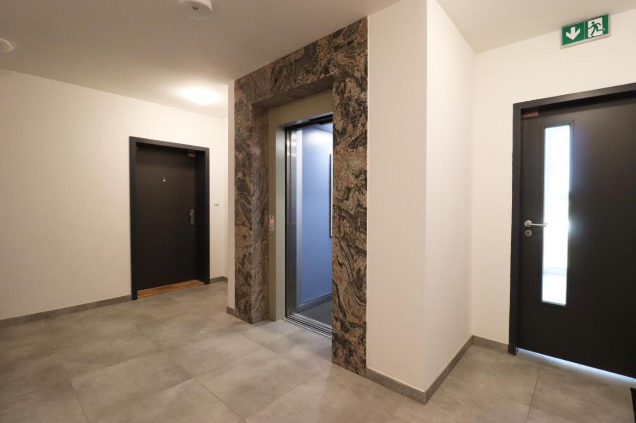 Mbv28 Apartments Poprad Exterior photo